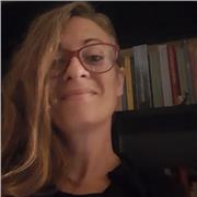 laureata in lingue, impartisco lezioni di lingua e grammatica italiana a stranieri